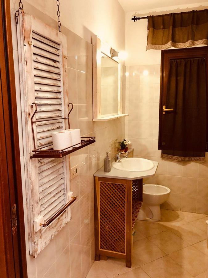 B&B Le Quattro Stagioni La Maddalena  Exterior photo